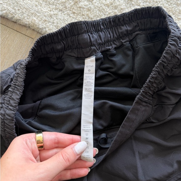 Lululemon Hotty Hot Shorts 4” Black - Picture 3 of 5